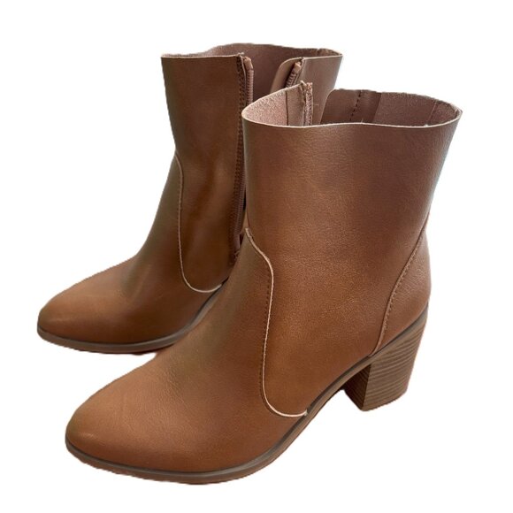 Vintage Thread Ankle Boots | Size 8 - Picture 1 of 7